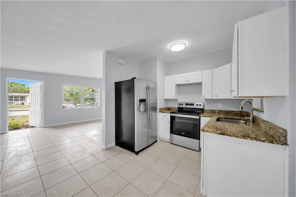 1527 Gardenia AVE-8