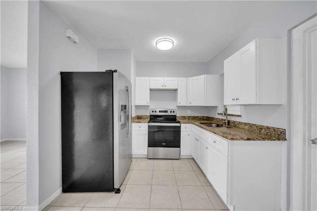 1527 Gardenia AVE-9