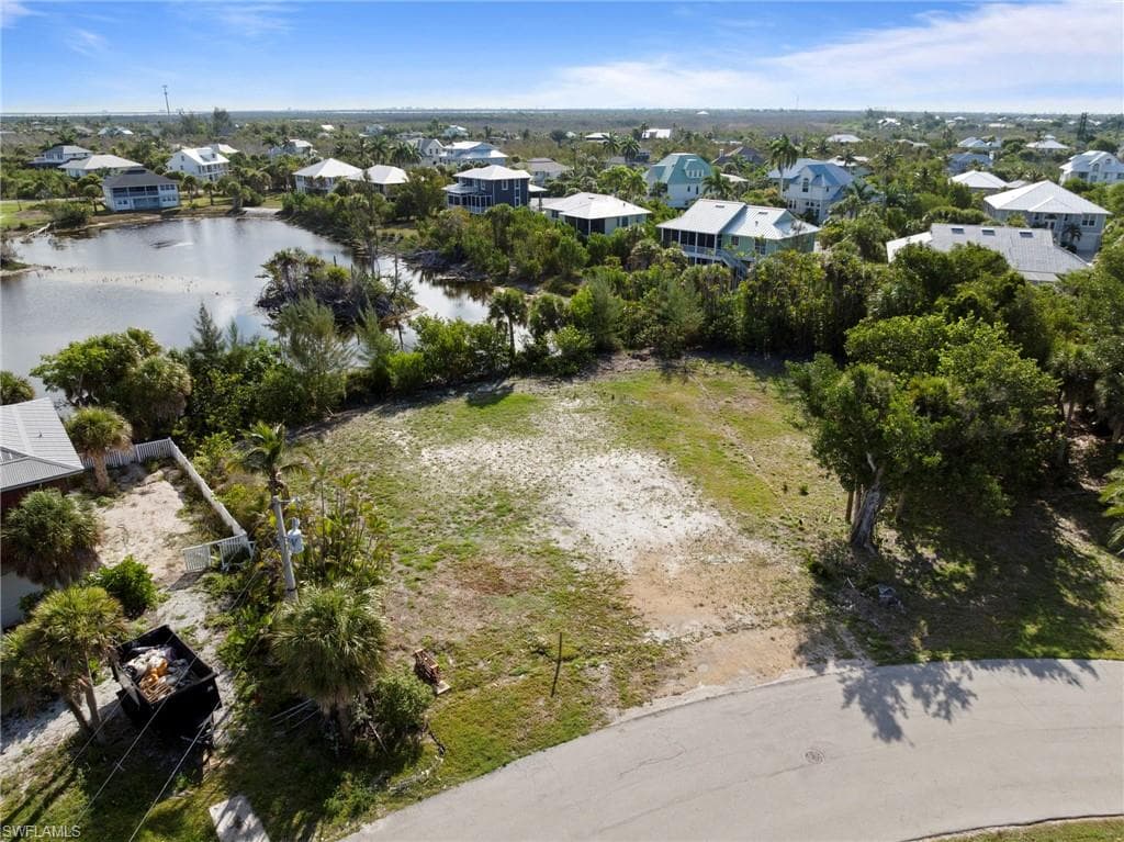 572 Chert CT-1