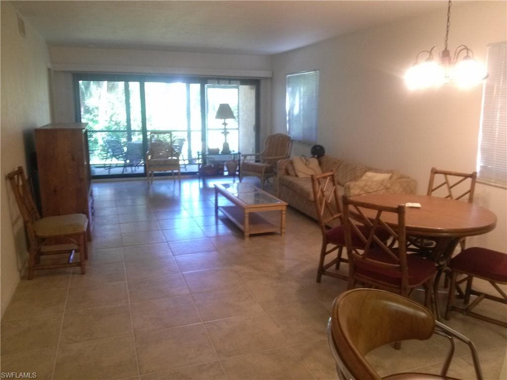 4963 Pepper CIR D106-3