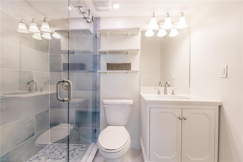 527 Broad AVE S 527-19