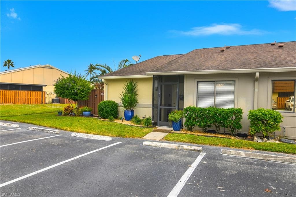 5266 Cedarbend DR 1-16