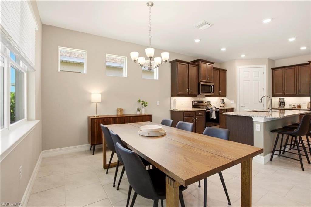 844 Heather Lake AVE-12
