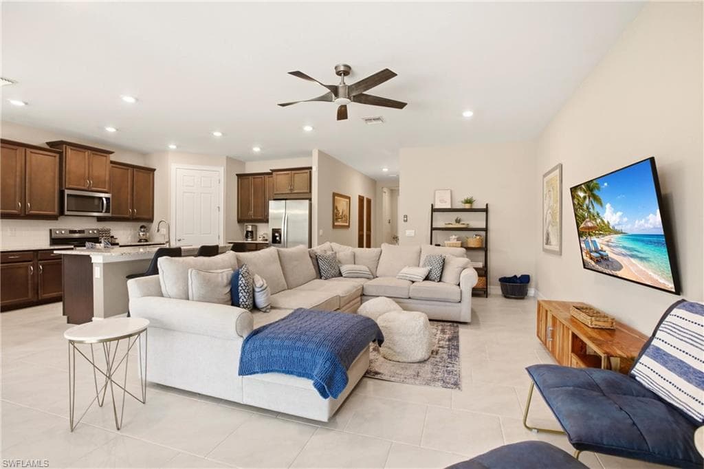 844 Heather Lake AVE-6