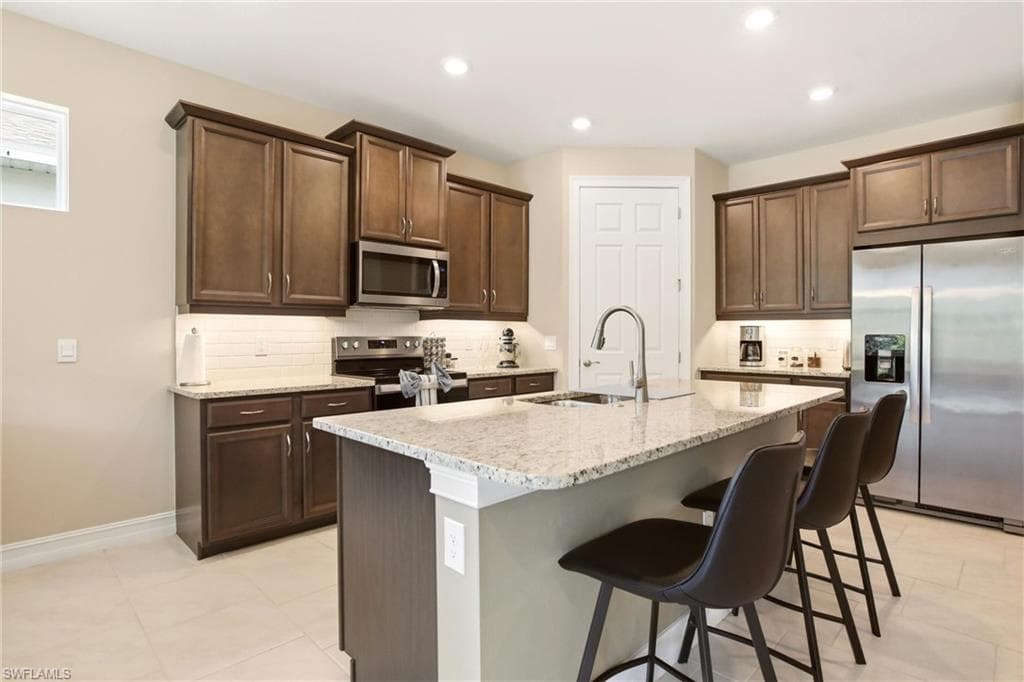 844 Heather Lake AVE-7