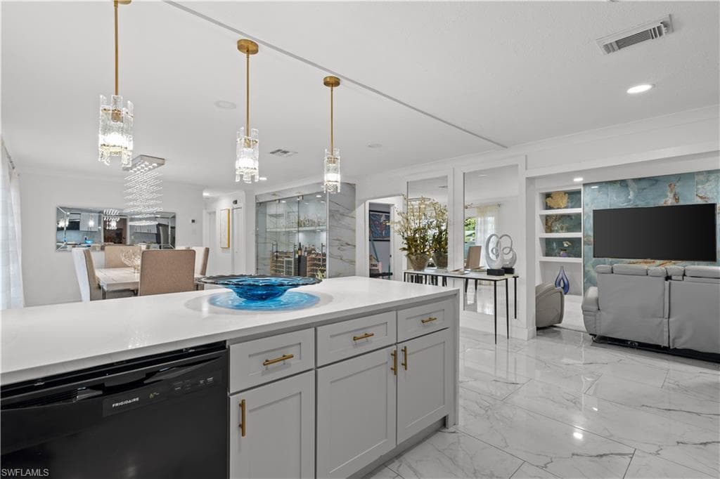 4350 Orangewood AVE-8