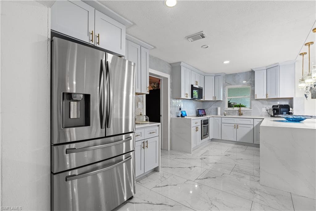 4350 Orangewood AVE-9