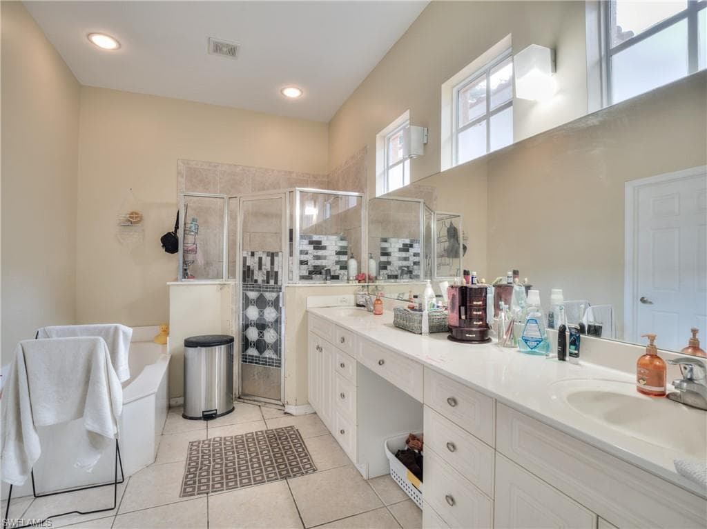 9124 Brendan Preserve CT-10