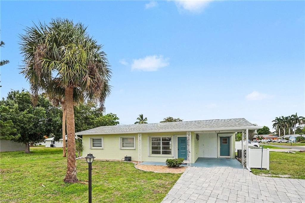 5403 Baylor LN-1