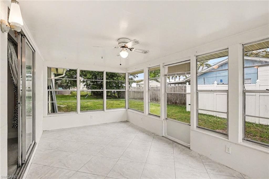 5403 Baylor LN-13