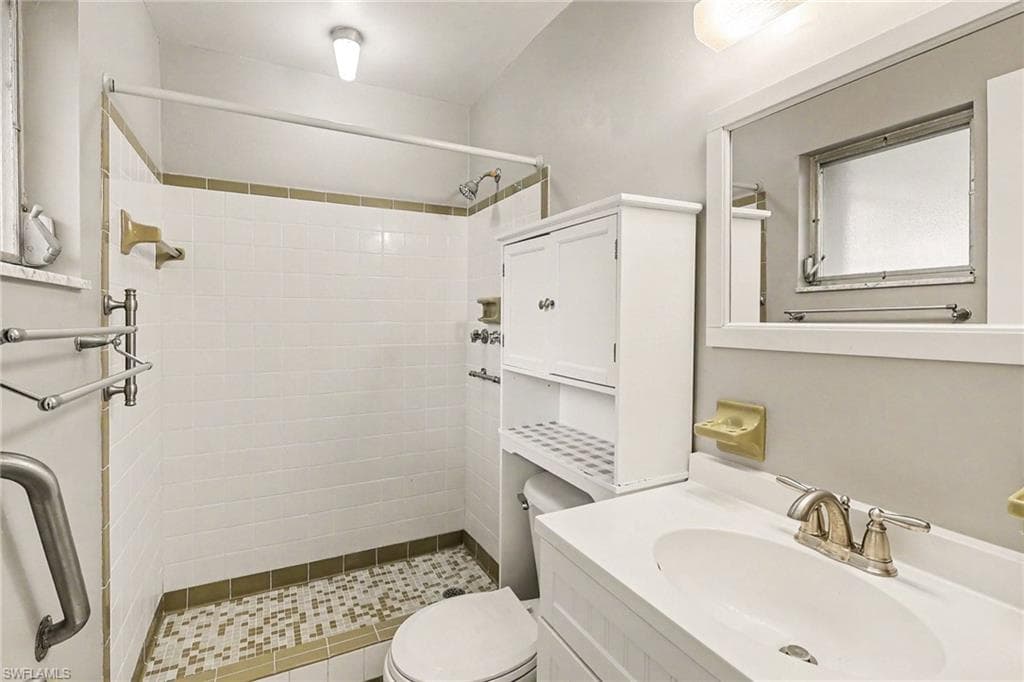 5403 Baylor LN-10