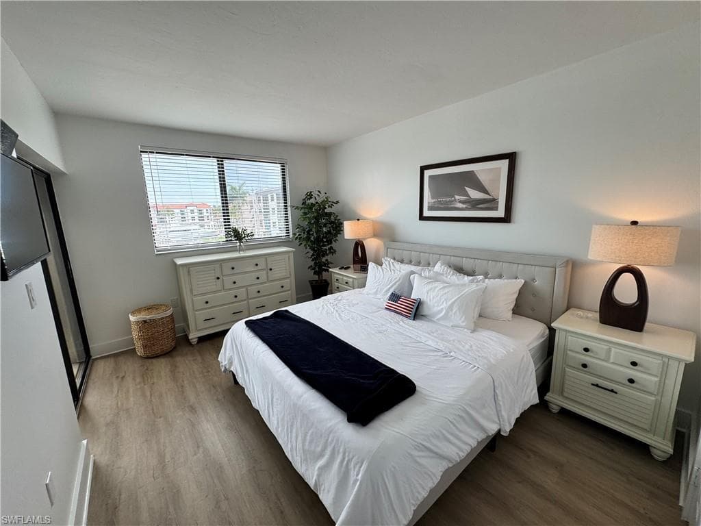 801 River Point DR 206A-14