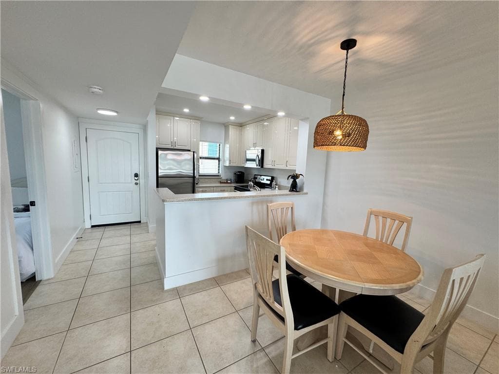 801 River Point DR 206A-7