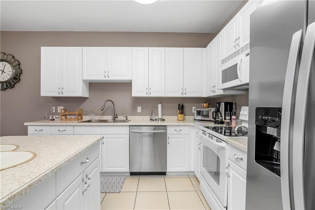 9621 Spanish Moss WAY 3825-6