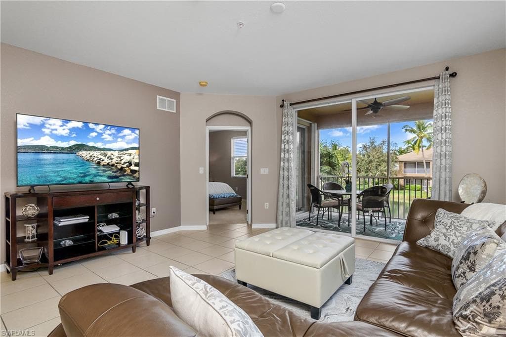 9621 Spanish Moss WAY 3825-10