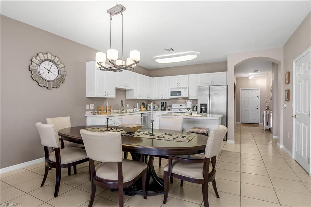 9621 Spanish Moss WAY 3825-7