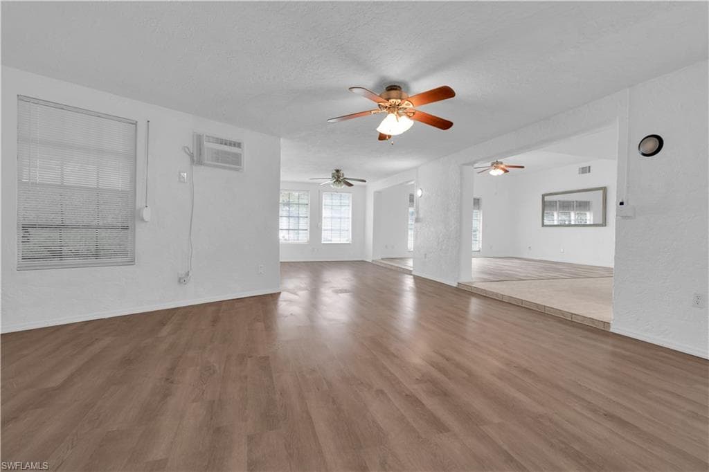 9 Regency CT-22