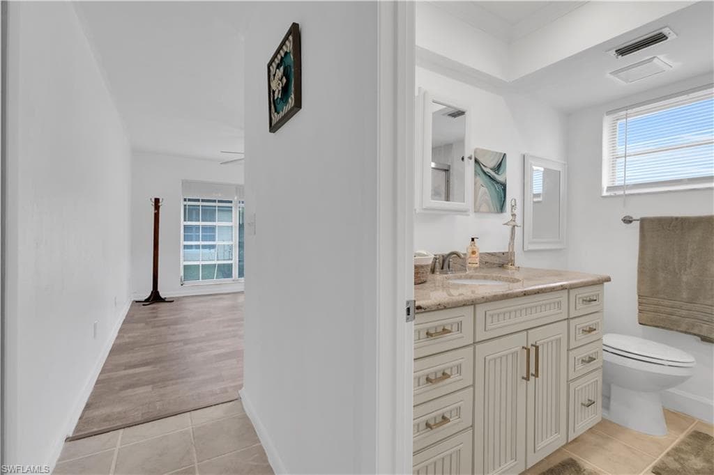 9 Regency CT-25