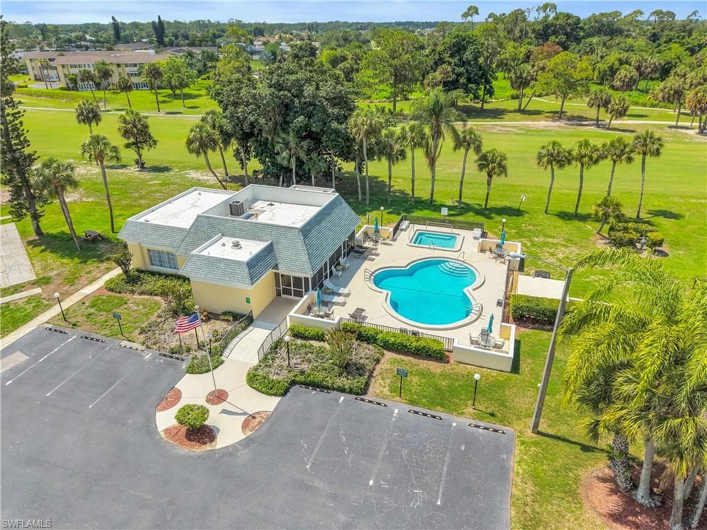 9 Regency CT-10