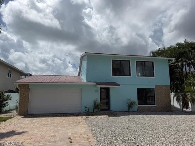 215 Albatross ST-1