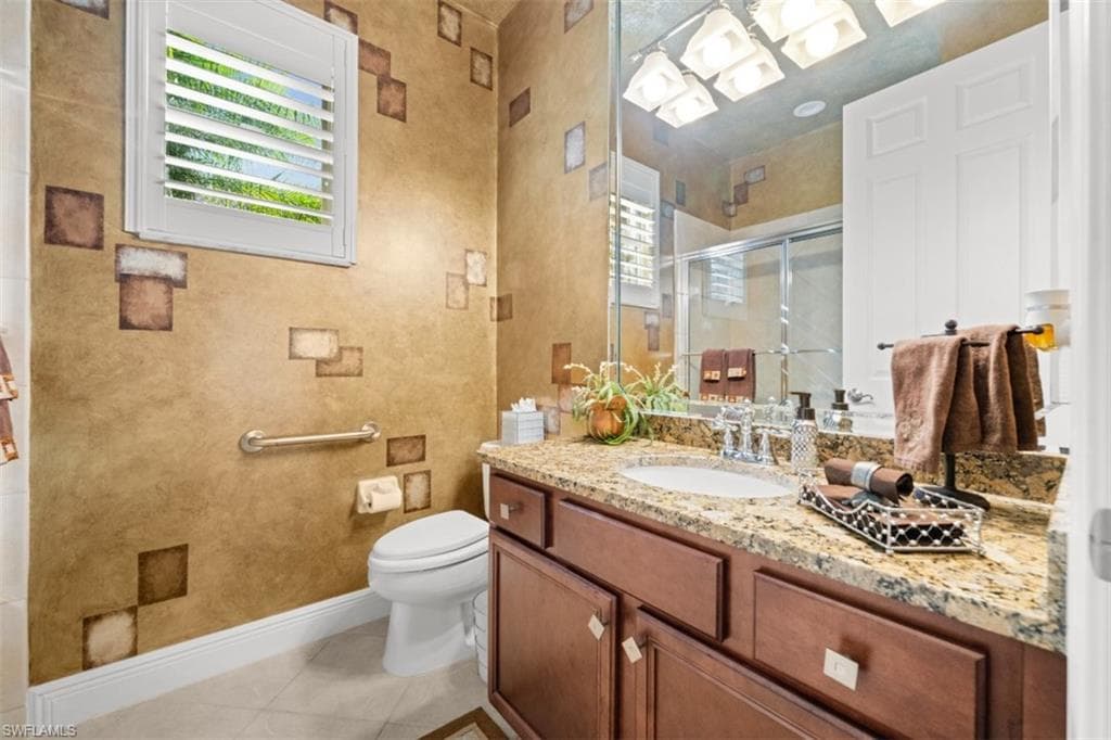 19603 Maddelena CIR-25
