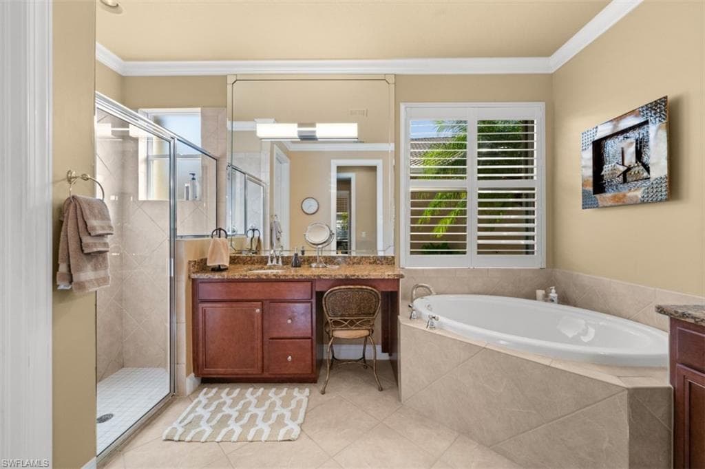 19603 Maddelena CIR-20