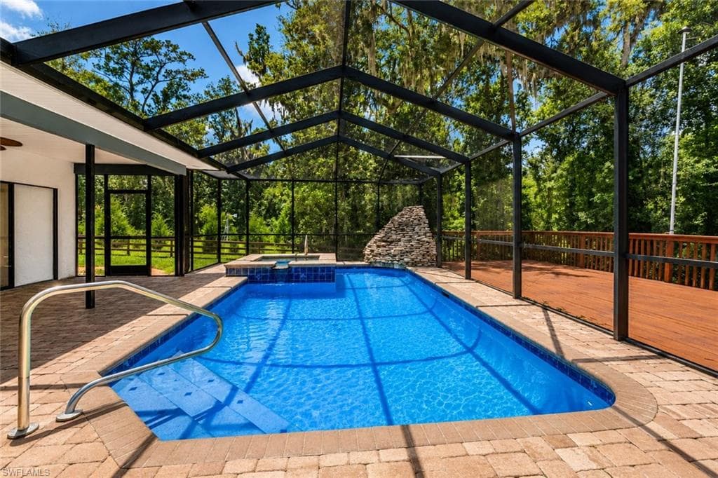 27255 HICKORY HILL RD-17