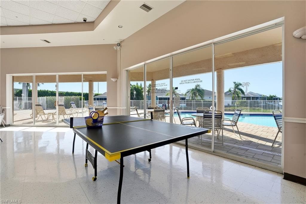 10727 Maui CIR-47