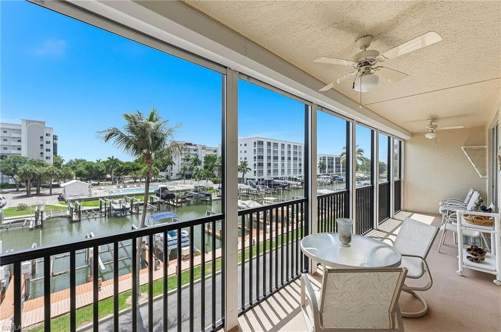 4421 Bay Beach LN 623-16