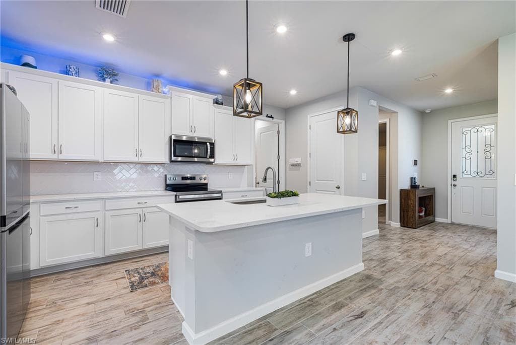 6617 Upward Spring PL-17