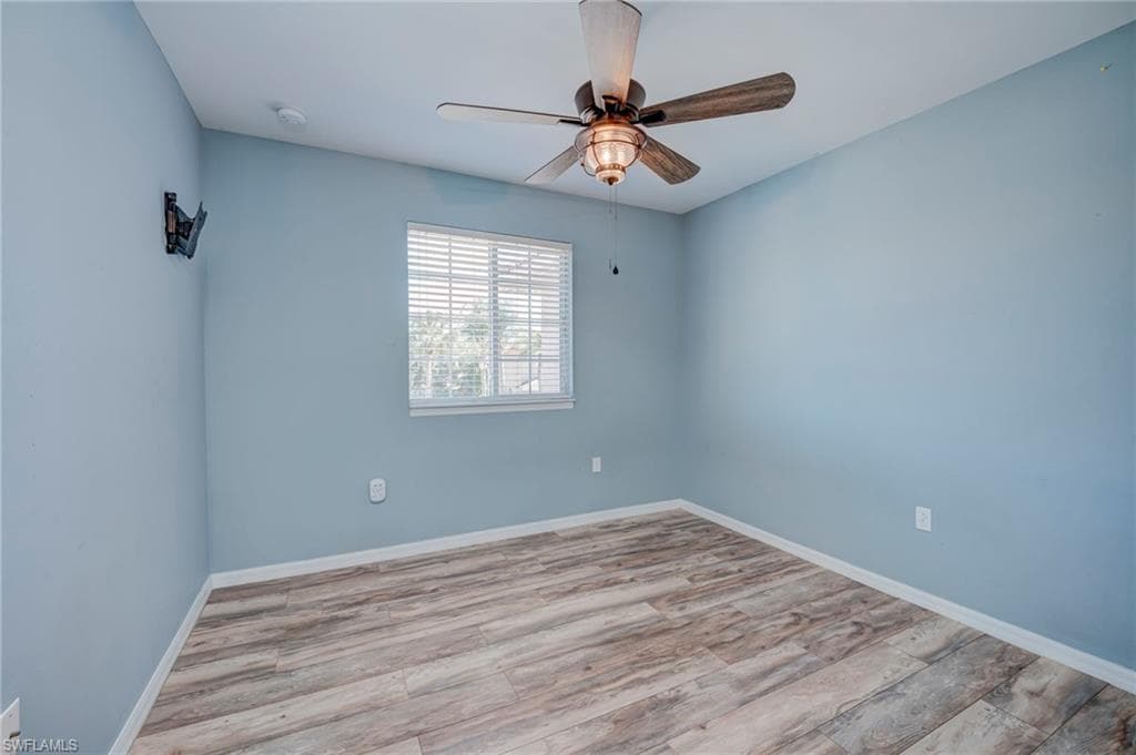 3935 Cherrybrook LOOP-16