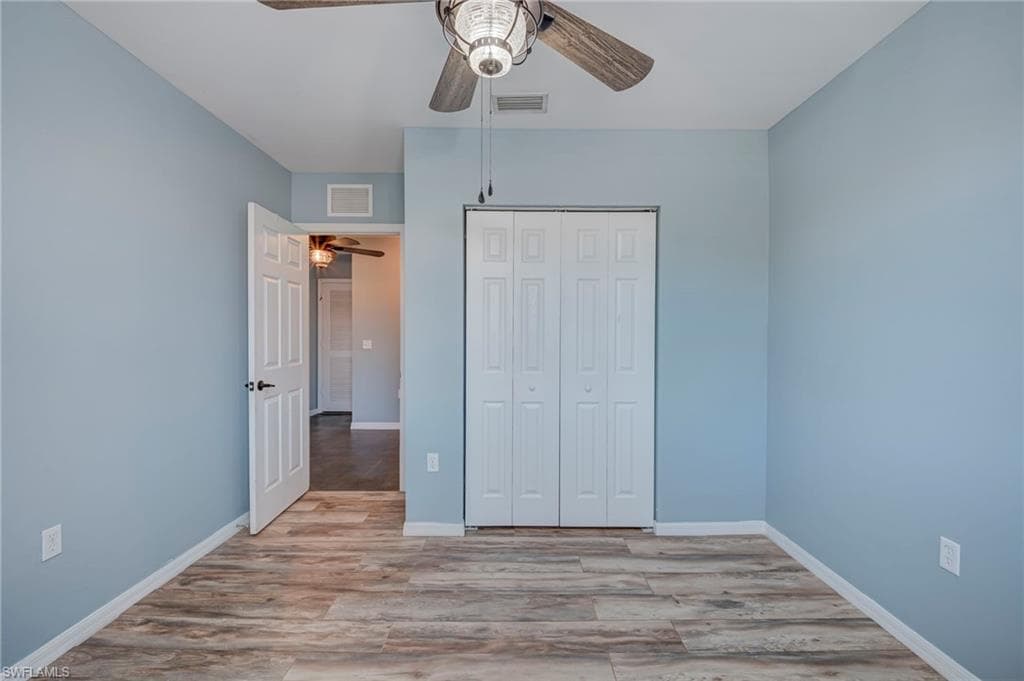 3935 Cherrybrook LOOP-21
