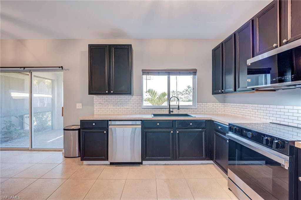 3935 Cherrybrook LOOP-7