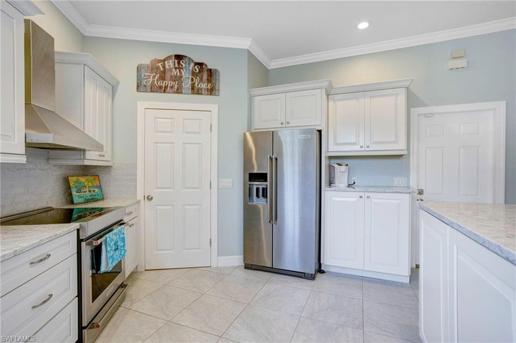 4821 Europa DR-4