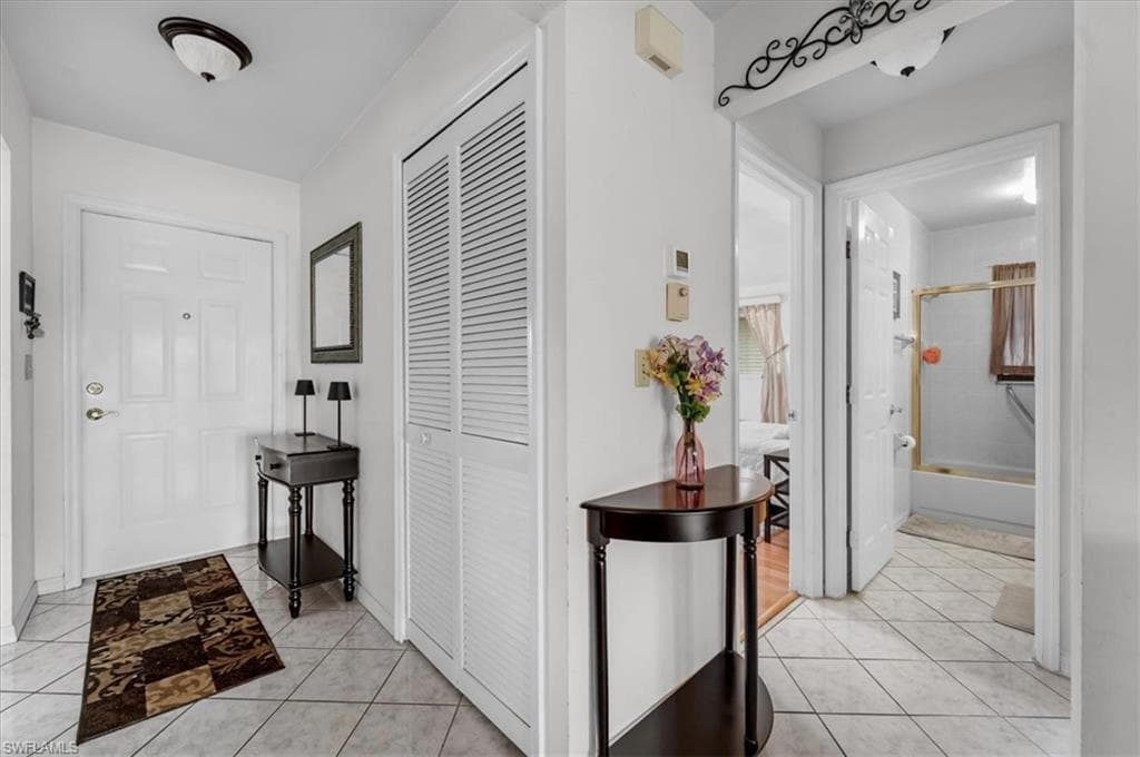2035 Golfside Village DR-25