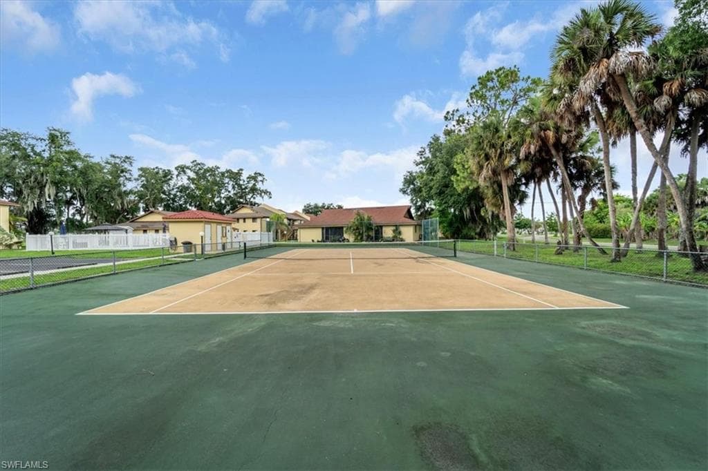 2035 Golfside Village DR-29