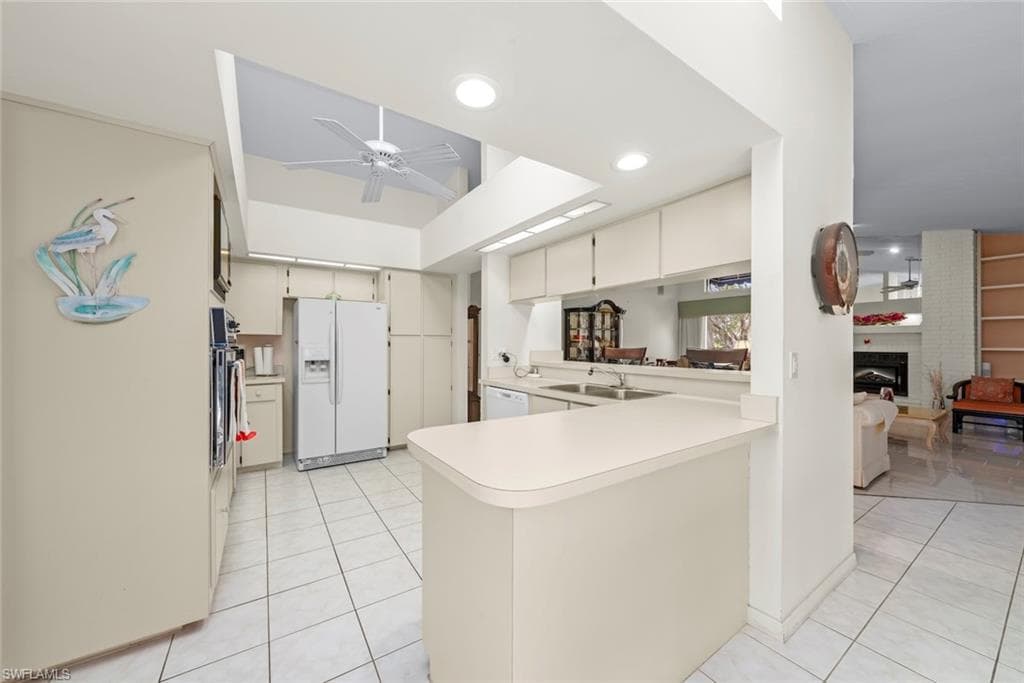 15649 Carberry CT-14