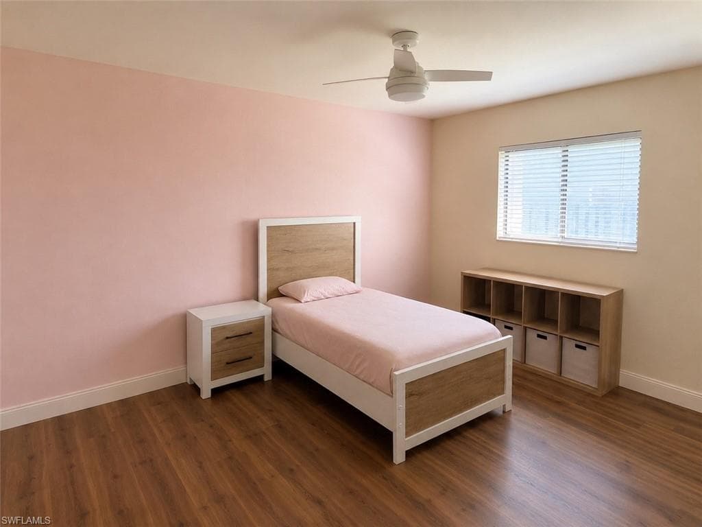 6560 Kestrel CIR-14