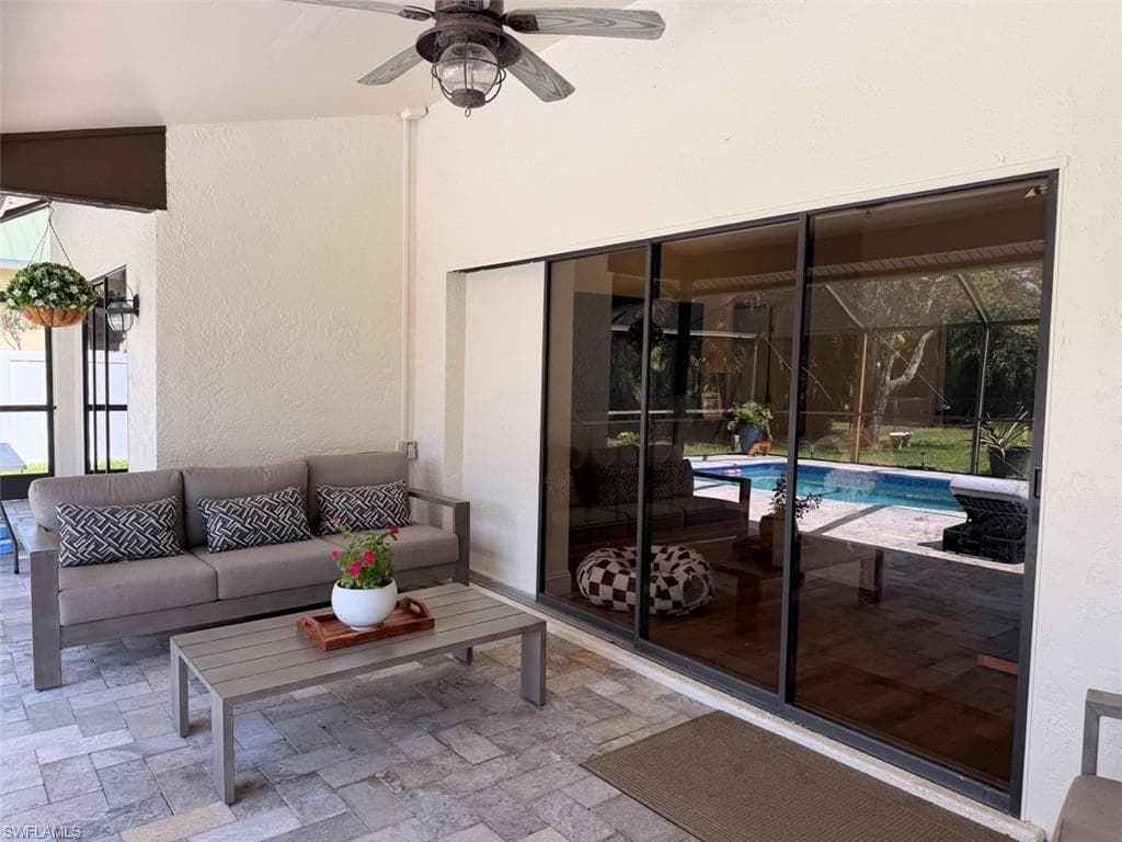 6560 Kestrel CIR-20