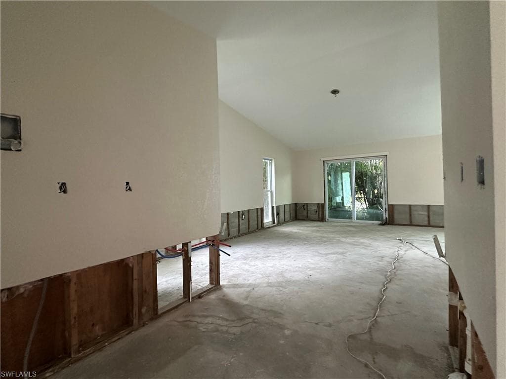 1653 Atlanta Plaza DR-5