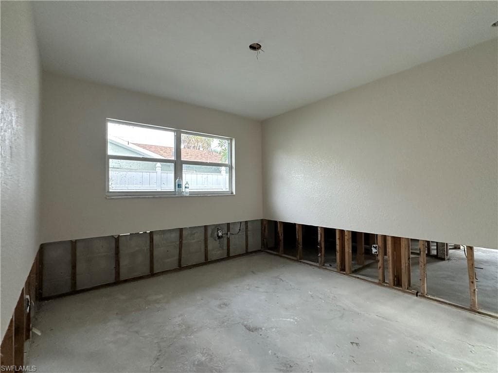1653 Atlanta Plaza DR-13