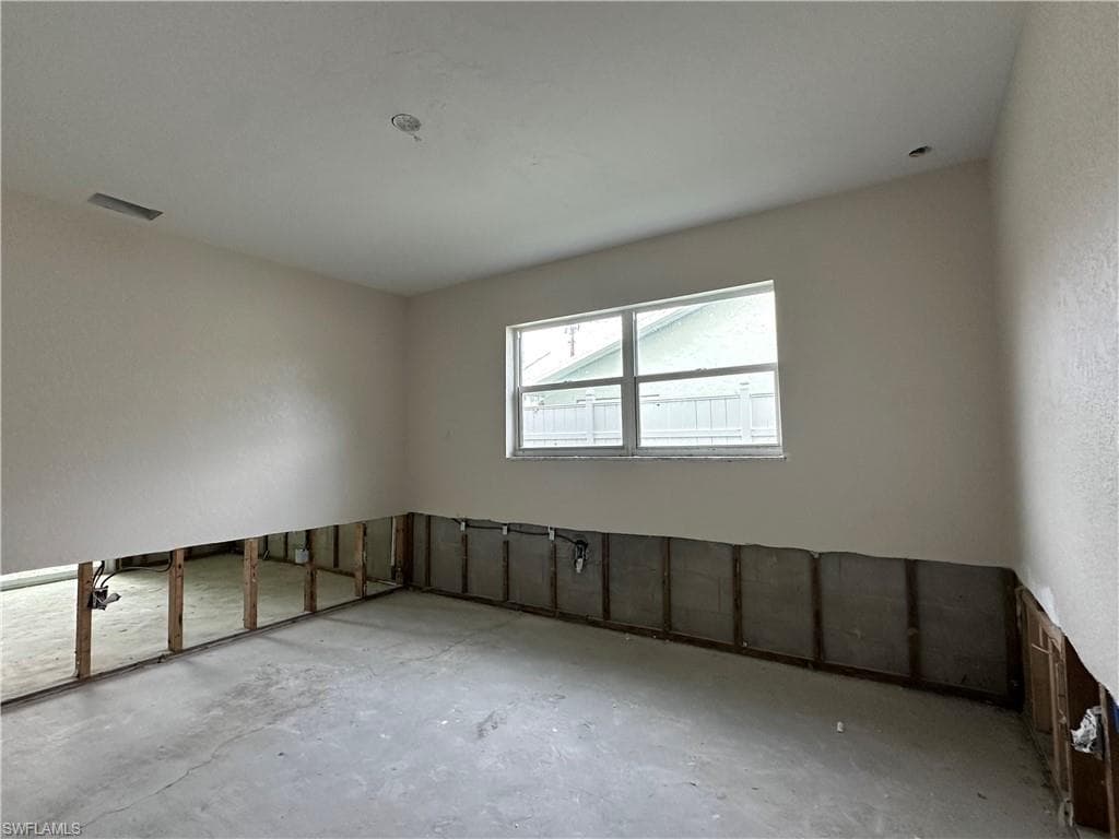 1653 Atlanta Plaza DR-12