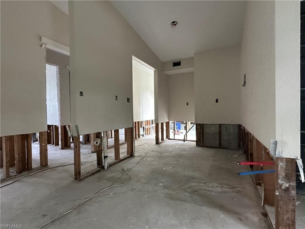 1653 Atlanta Plaza DR-15