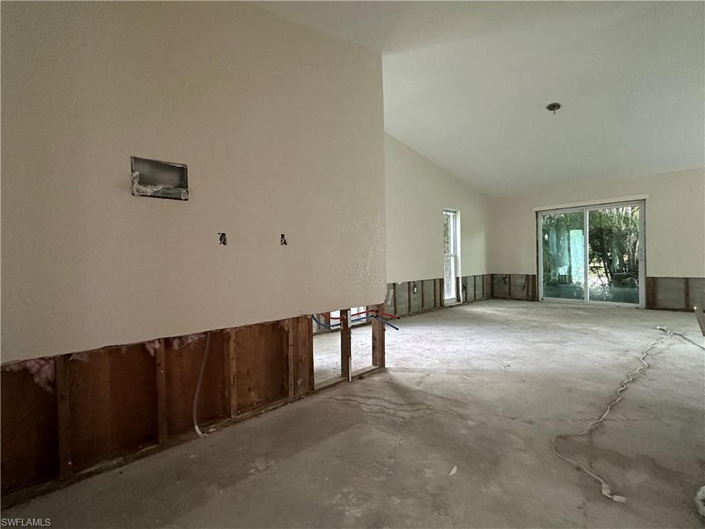 1653 Atlanta Plaza DR-11