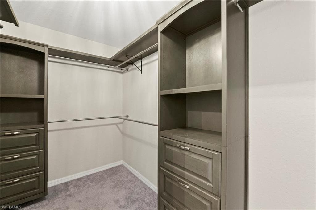 11905 Hickory Estate CIR-35