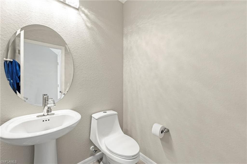 11905 Hickory Estate CIR-27