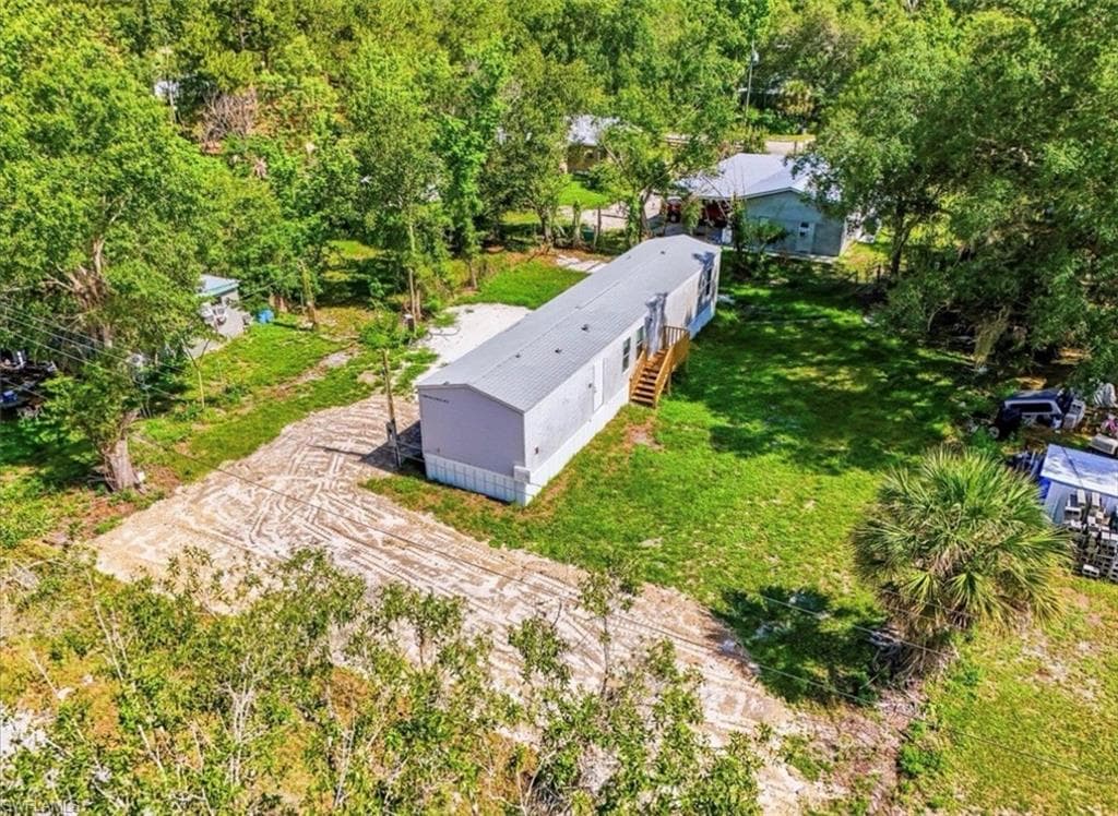 1468 Navaho AVE-17