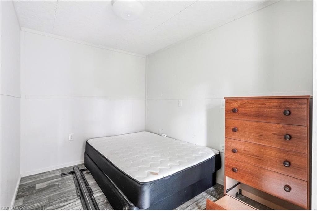 1468 Navaho AVE-11