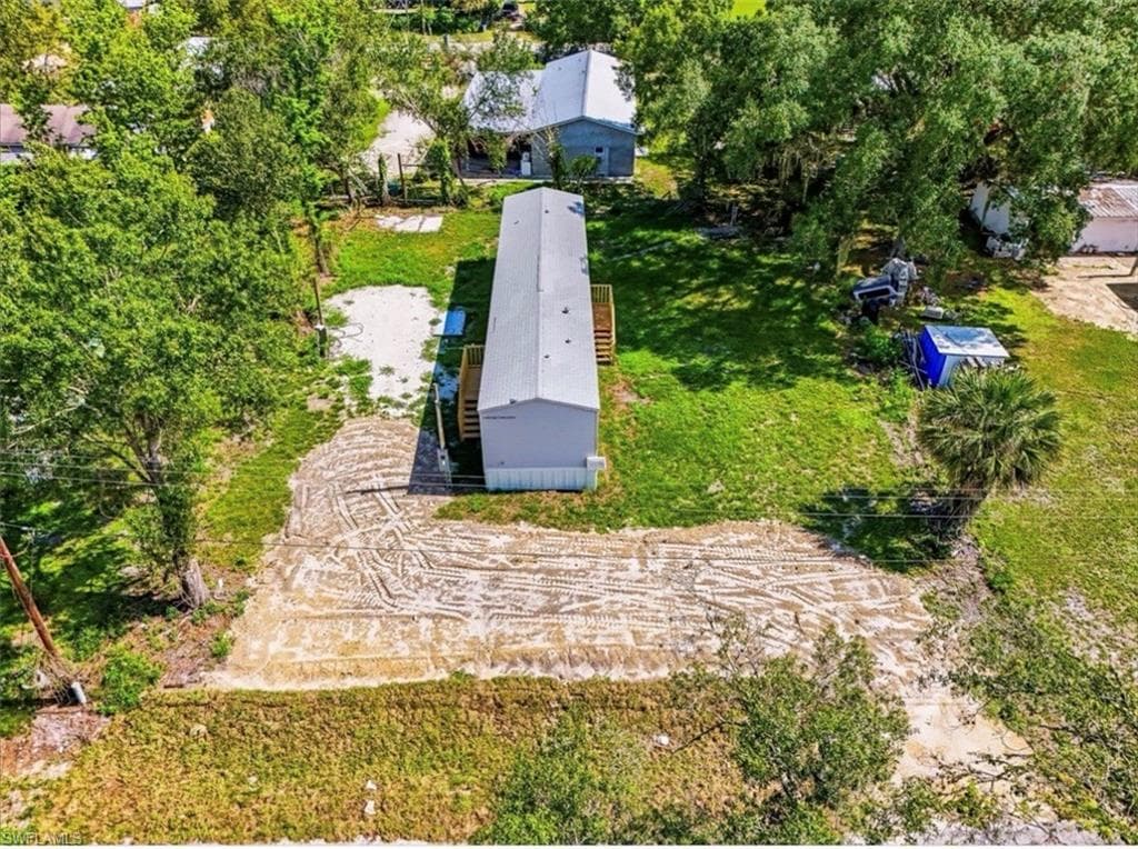 1468 Navaho AVE-19