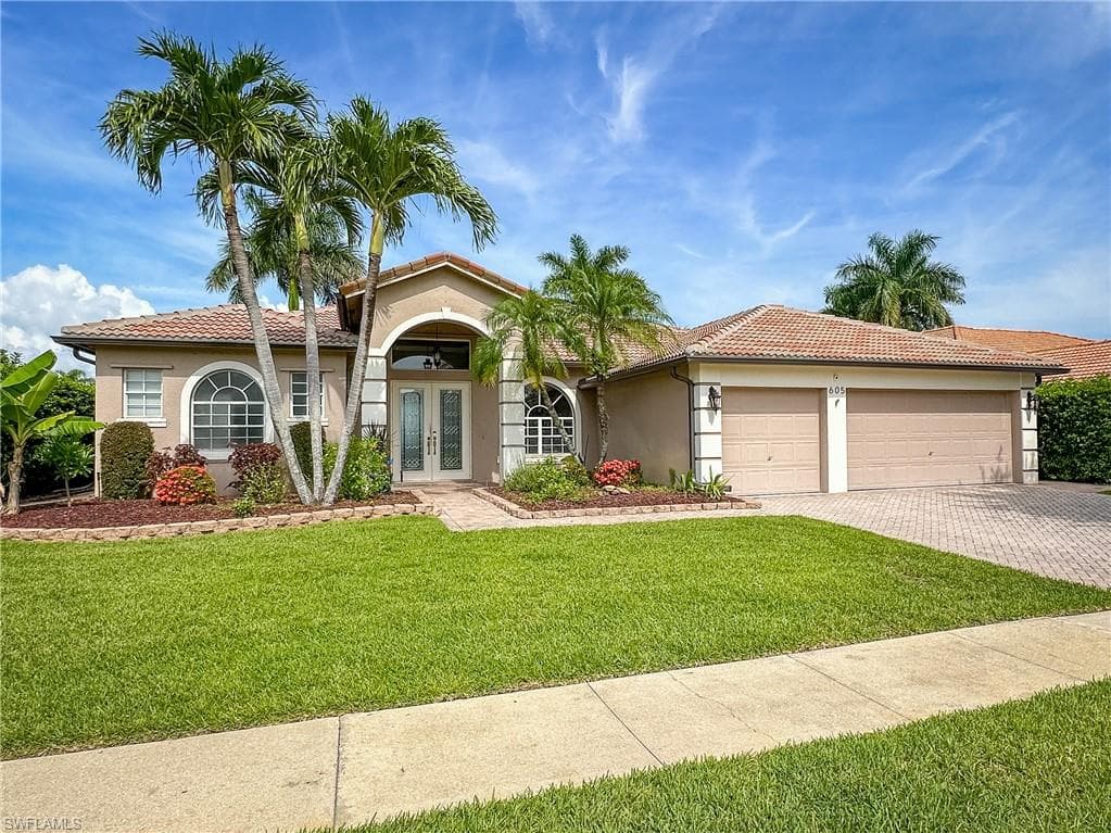 605 Grand Rapids BLVD-2